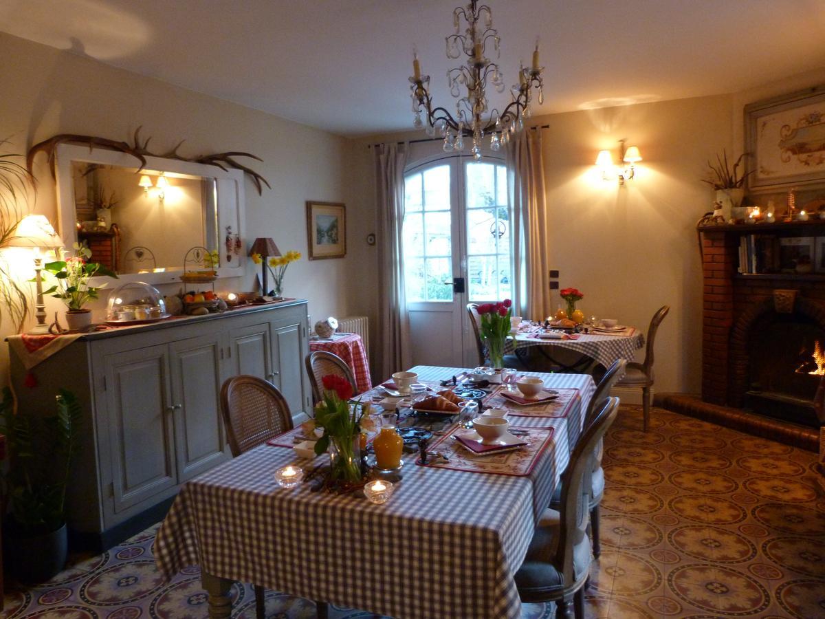 Saint-Mamet B & B Au Dela Du Temps المظهر الخارجي الصورة